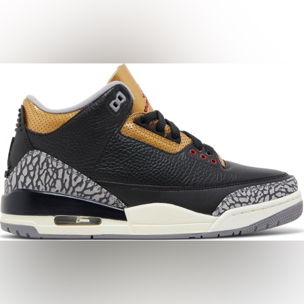 LIKE NEW Jordan 3 Retro in Black Cement and Gold
